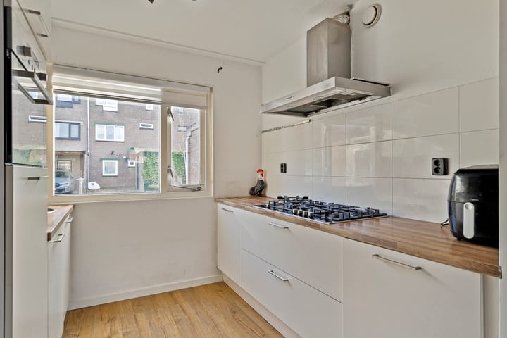 Foto 11 van Oostzeestraat 85