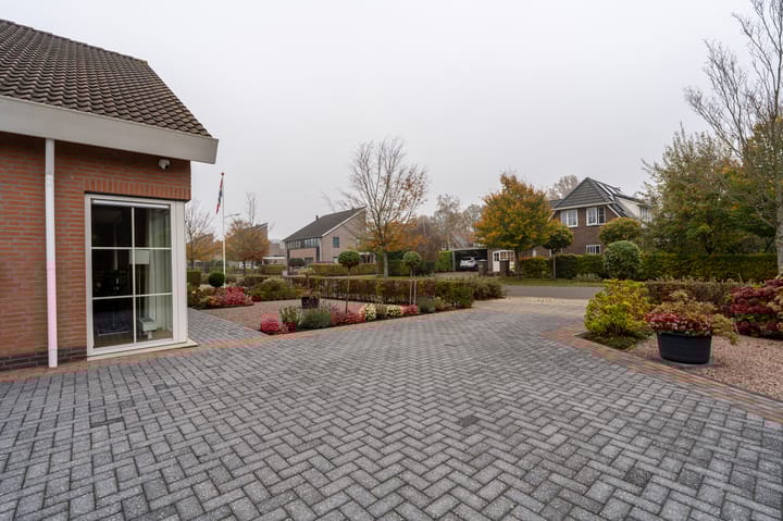 Foto 34 van Bakboord 33