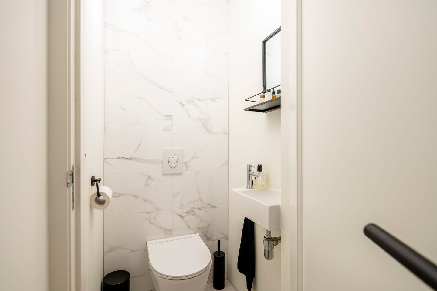 Photo 19 of Admiraal De Ruijterweg 309-1