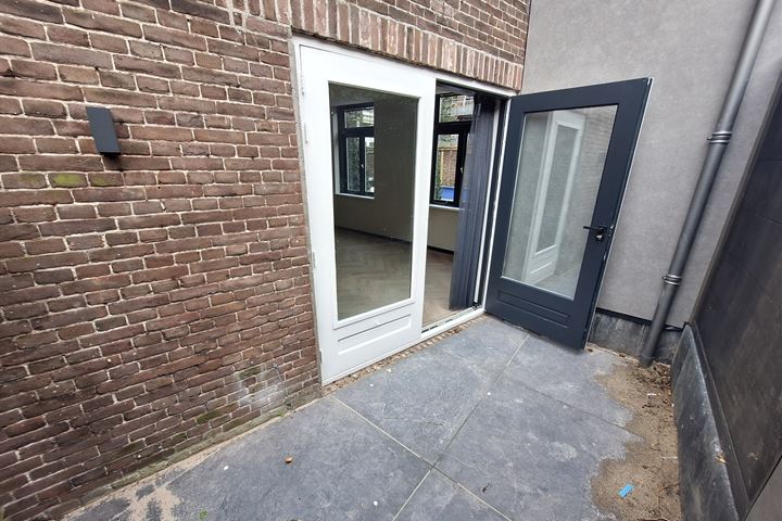 View photo 13 of Sint Josephstraat 5-A