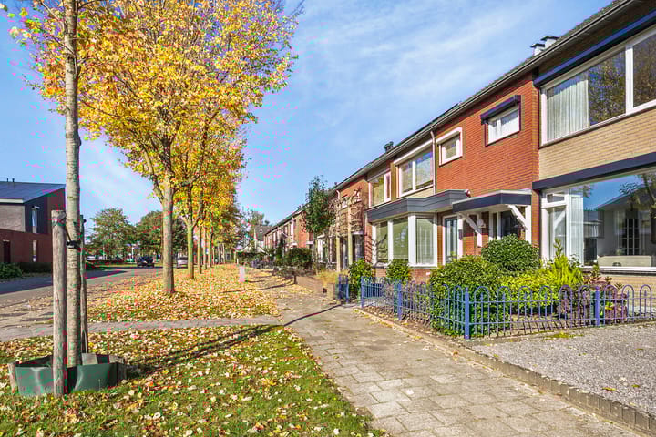 Foto 31 van Dolfijnlaan 102