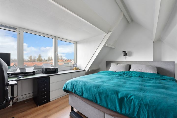 Bekijk foto 4 van Lisbloemstraat 74-B