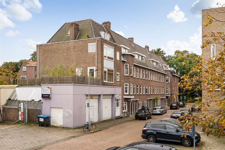 View photo 5 of Willem van Hillegaersbergstraat 14-C