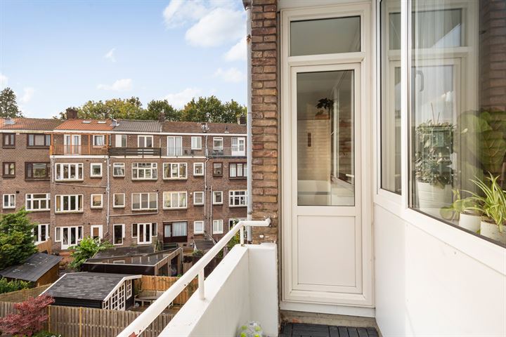 View photo 33 of Willem van Hillegaersbergstraat 14-C