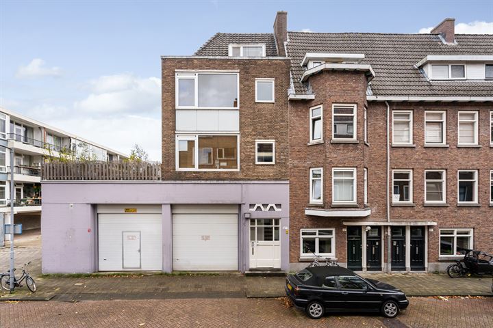 View photo 52 of Willem van Hillegaersbergstraat 14-C