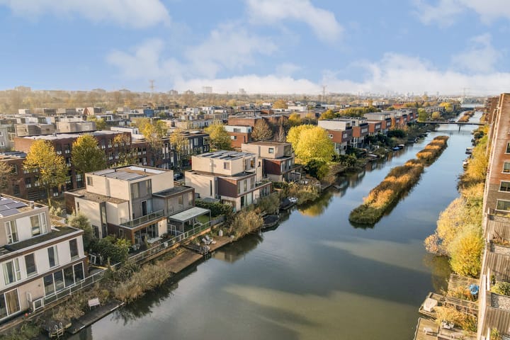 Foto 1 van Zwanebloemlaan 105