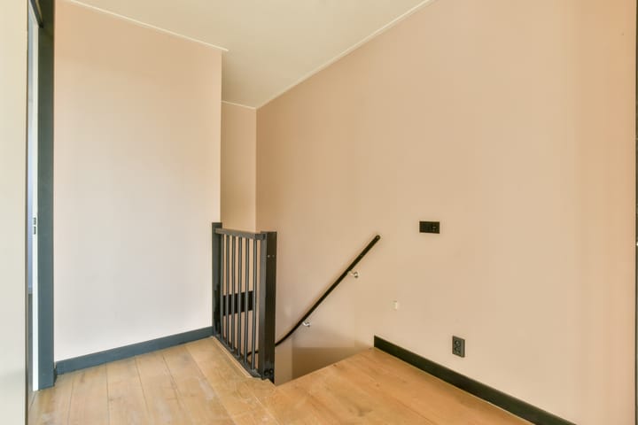 Foto 27 van Zwanebloemlaan 105