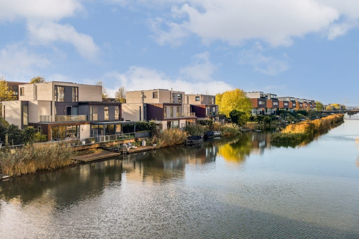 Foto 37 van Zwanebloemlaan 105