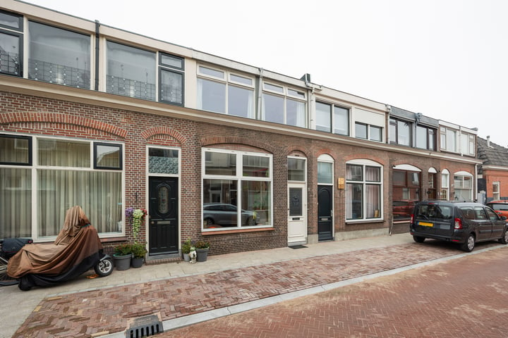 Bekijk foto 26 van Nassaustraat 4