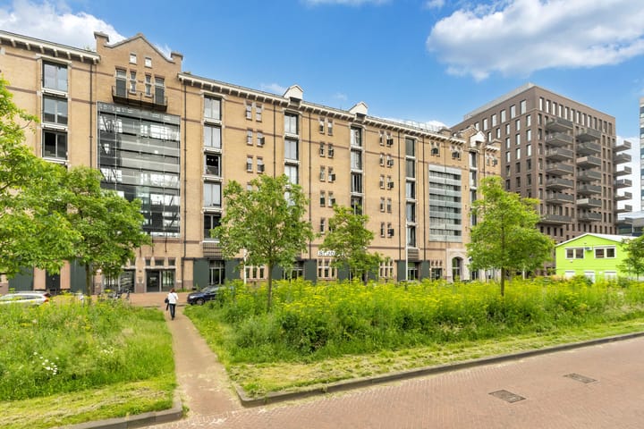 Foto 33 van Lloydstraat 92