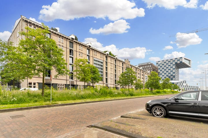 Foto 34 van Lloydstraat 92