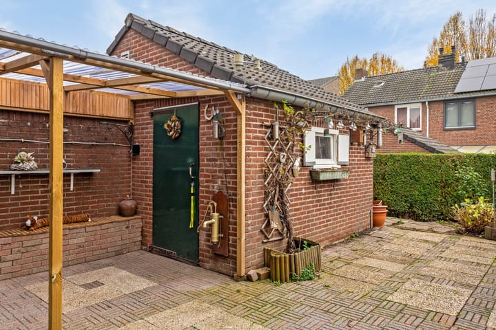 Foto 26 van Kruisboogruwe 27