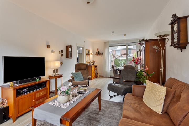 Foto 8 van Kruisboogruwe 27