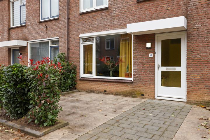 Bekijk foto 2 van Schepen van Hemerthstraat 12