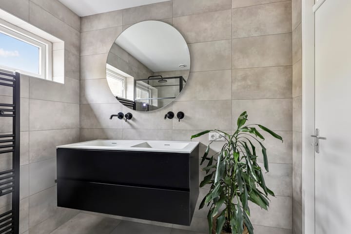 Foto 25 van Schepen van Hemerthstraat 12