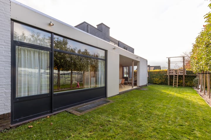 Foto 32 van Elkenraderweg 8