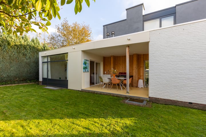 Foto 34 van Elkenraderweg 8