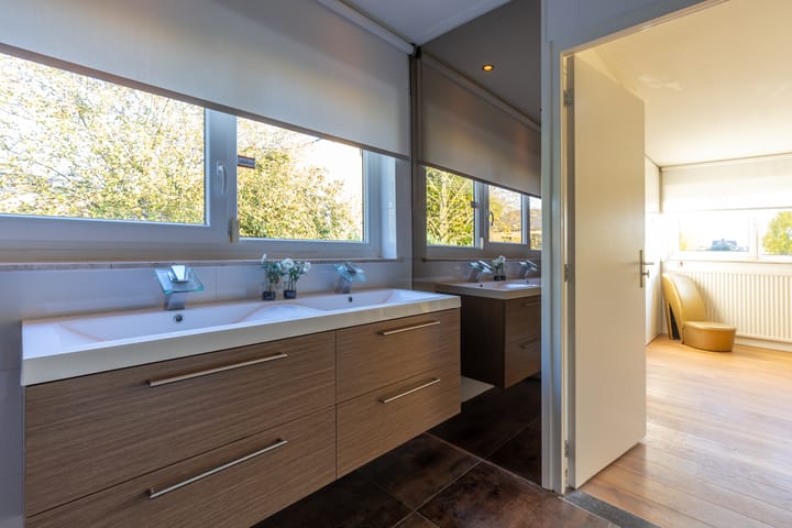 Foto 45 van Elkenraderweg 8