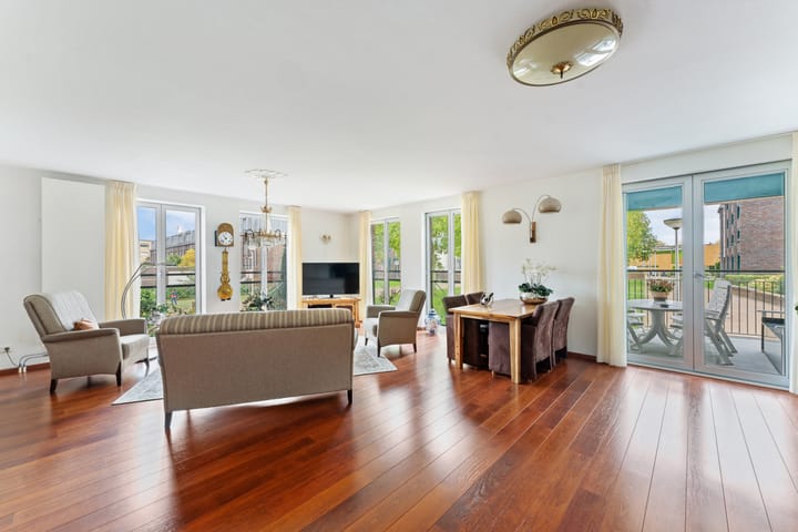 Foto 9 van Diepenbrockstraat 17