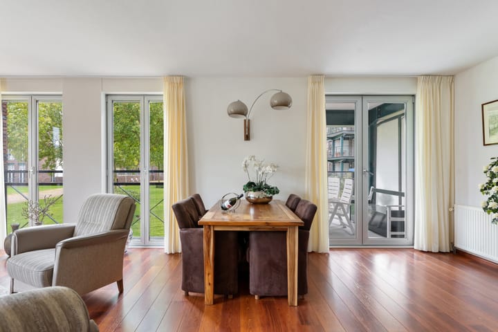 Foto 11 van Diepenbrockstraat 17