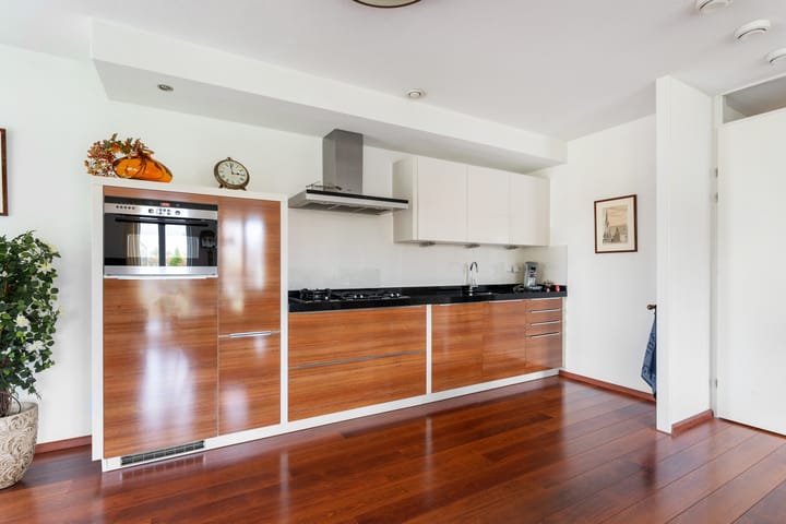 Foto 13 van Diepenbrockstraat 17