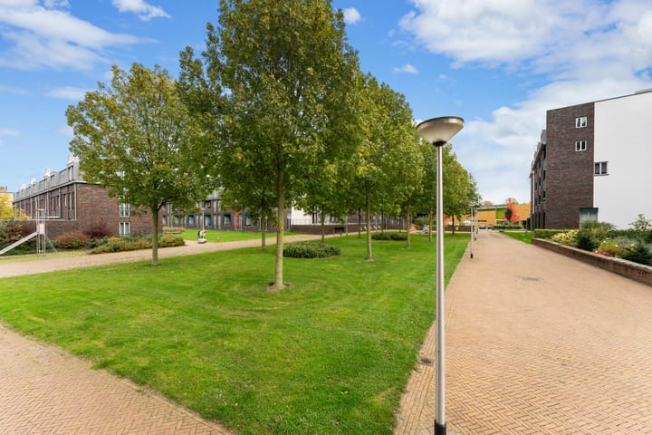 Foto 34 van Diepenbrockstraat 17