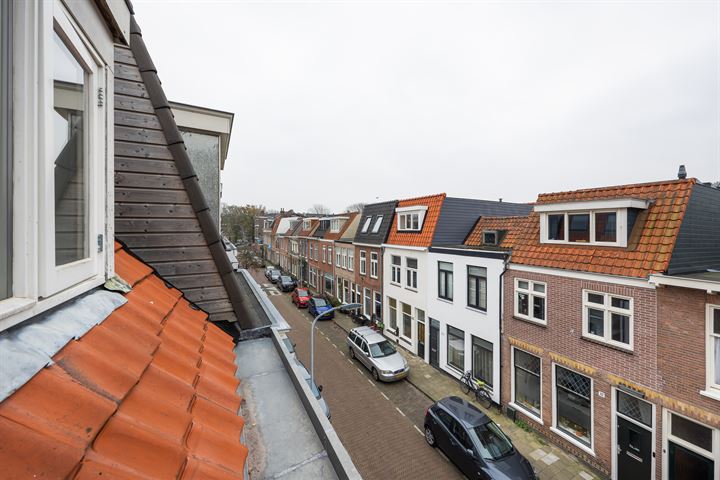 View photo 27 of Oranjestraat 37