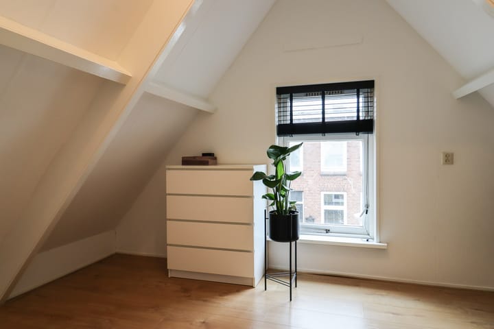 Foto 40 van Willem Loréstraat 72