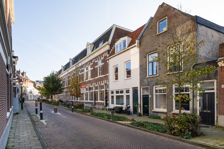 View photo 20 of Nassaustraat 25-RD