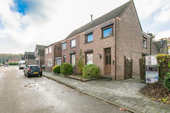 Foto 2 van Julianastraat 16