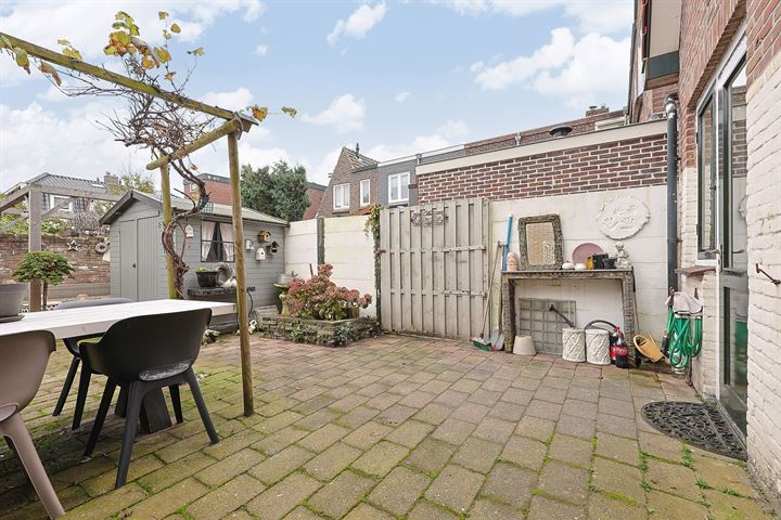 View photo 29 of Lindenstraat 27