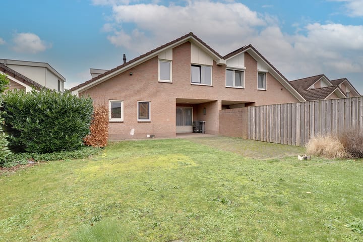 Foto 2 van van den Berghweg 9-A