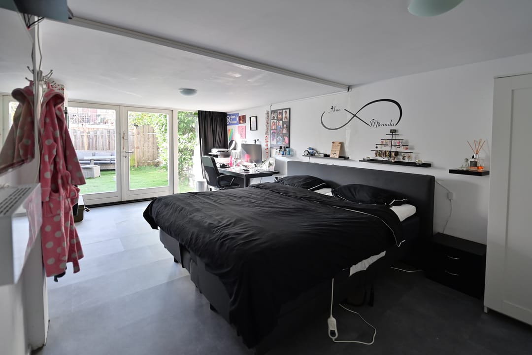 Photo 8 of E. de Bruynstraat 110