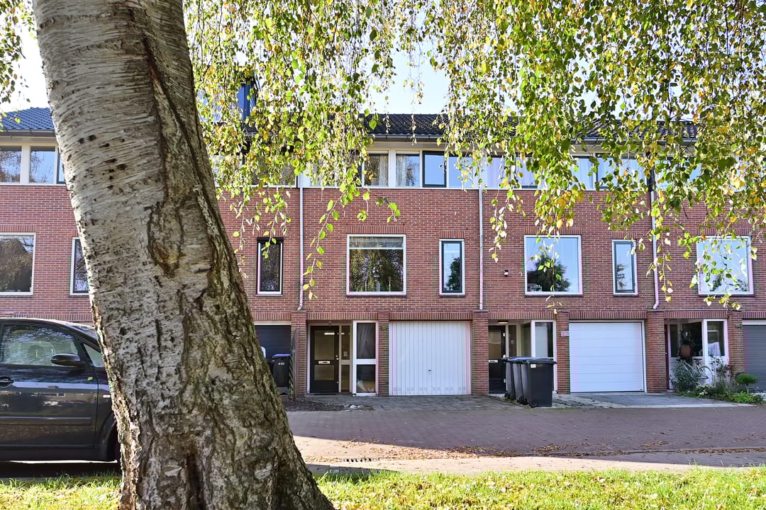 Photo 17 of E. de Bruynstraat 110