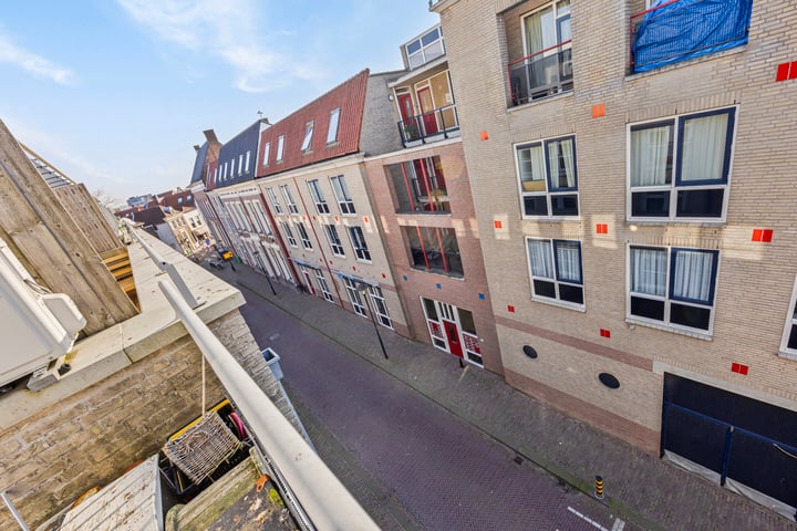 Bekijk foto 18 van Damstraat 60