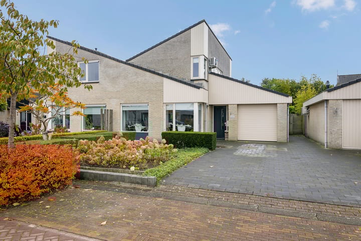 Foto 45 van De Eker 7