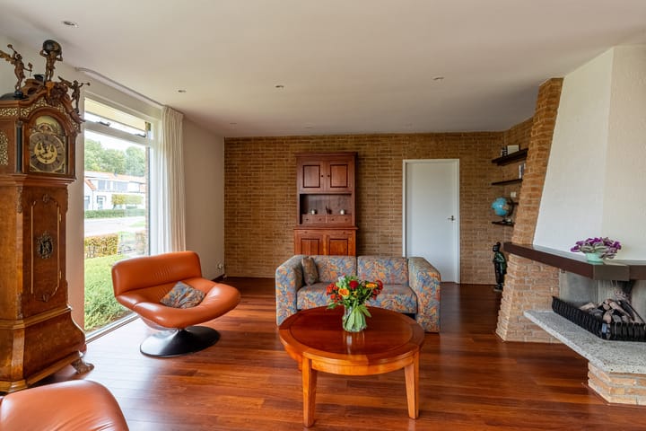 Foto 9 van Naaldwijkseweg 191-A