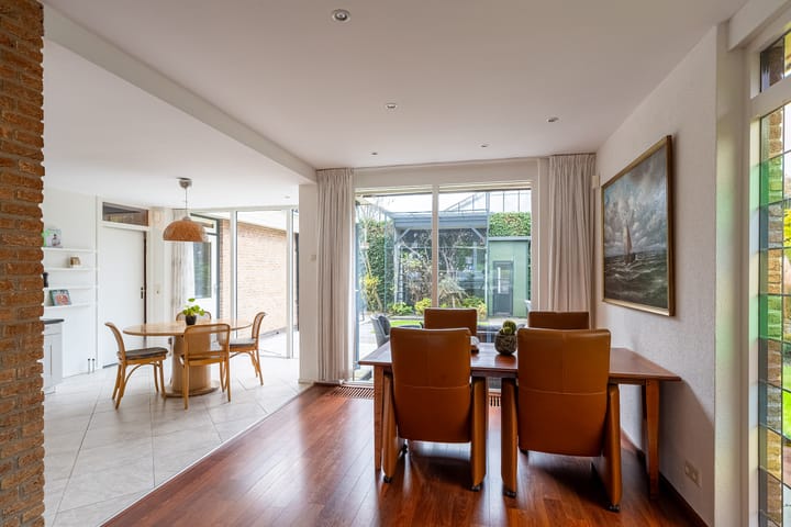 Foto 12 van Naaldwijkseweg 191-A