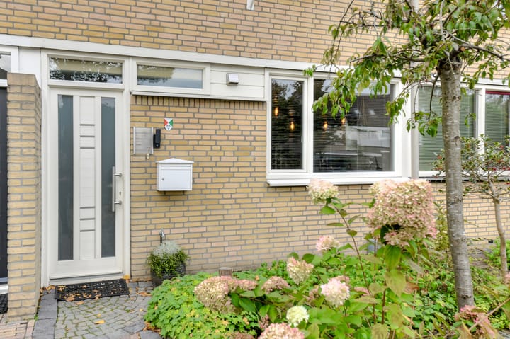 Foto 3 van Basielhof 7