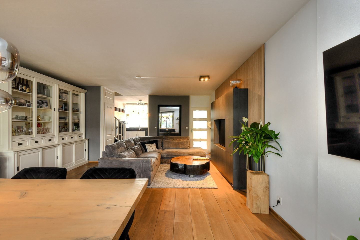 Photo 10 of Basielhof 7