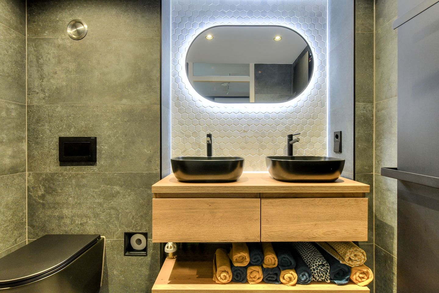 Photo 20 of Basielhof 7