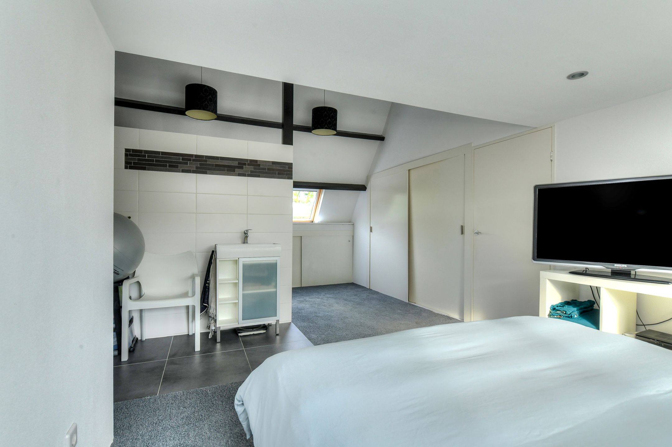 Photo 24 of Basielhof 7