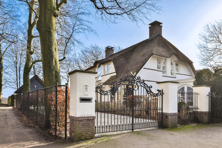 Photo 2 of Vogelenzangseweg 67