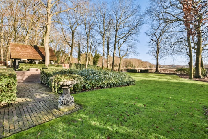 Foto 22 van Vogelenzangseweg 67