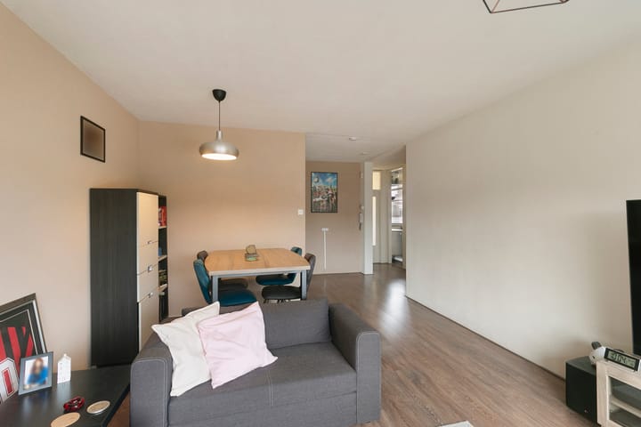 Foto 12 van Chrysantstraat 86