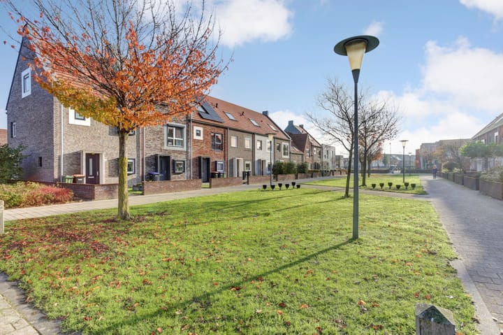 Foto 1 van Wijenburg 7