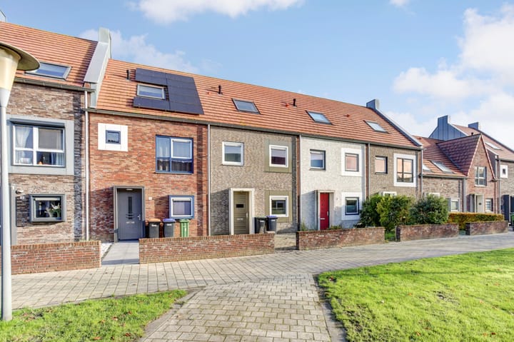 Foto 2 van Wijenburg 7