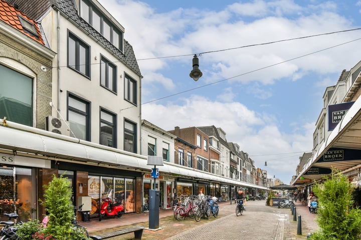 Bekijk foto 1 van Generaal Cronjéstraat 85-B