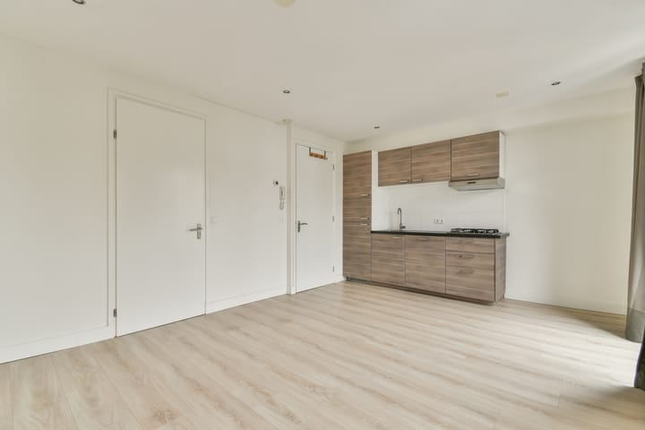 Foto 7 van Generaal Cronjéstraat 85-B