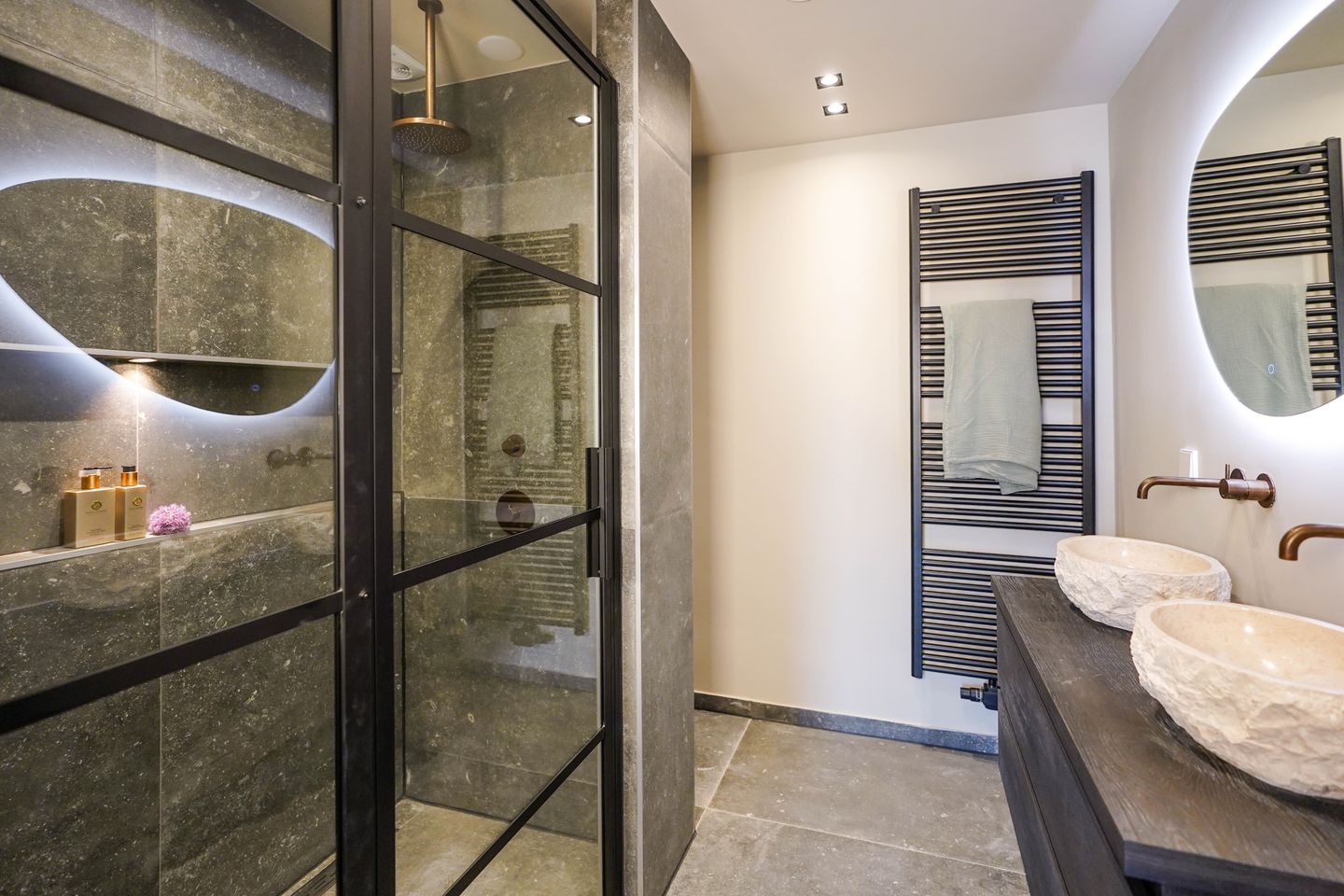 Foto 49 van Laan van Meerdervoort 387-A